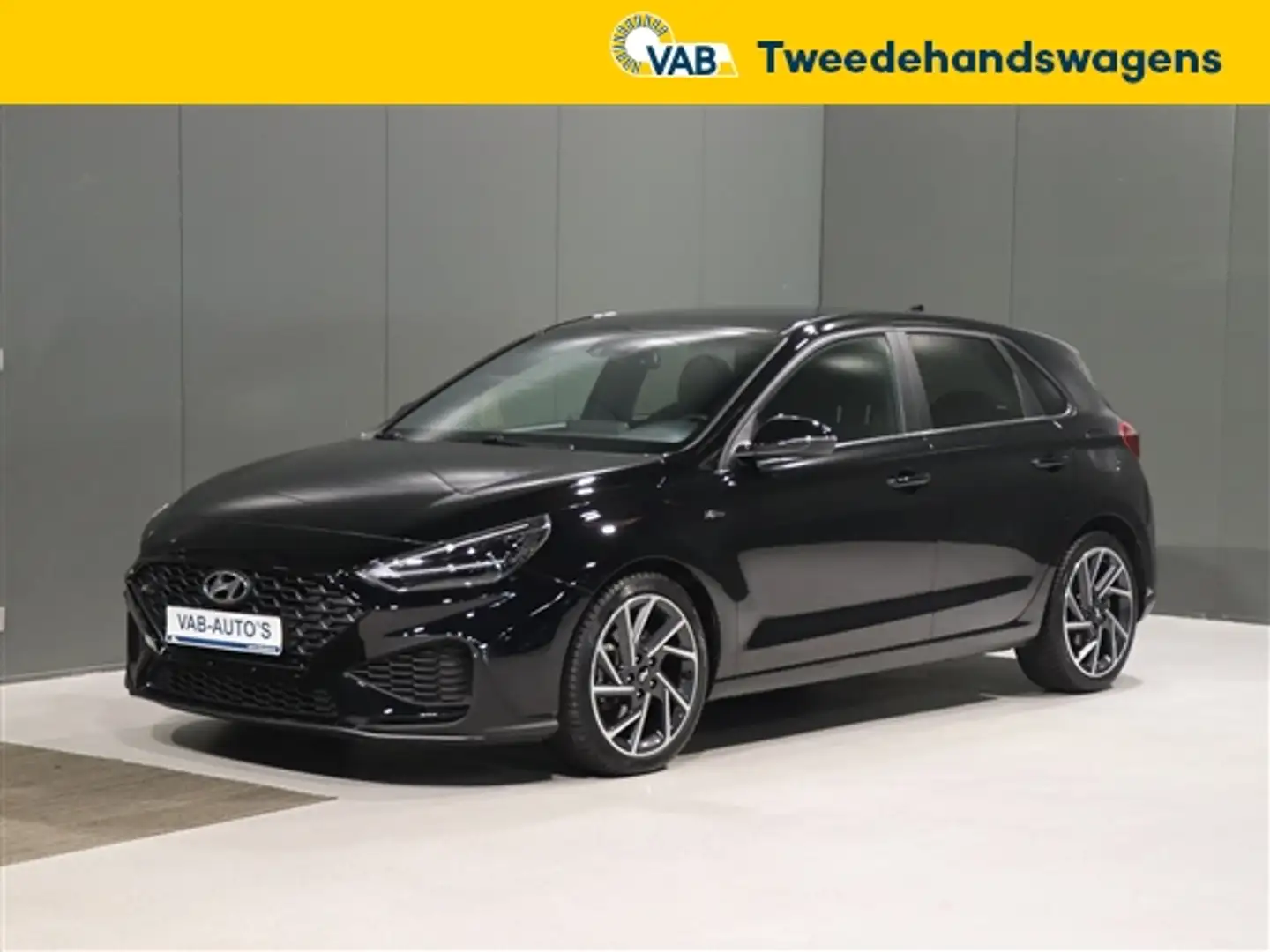 Hyundai i30 N LINE 1.5 T AUTOMAAT Noir - 1