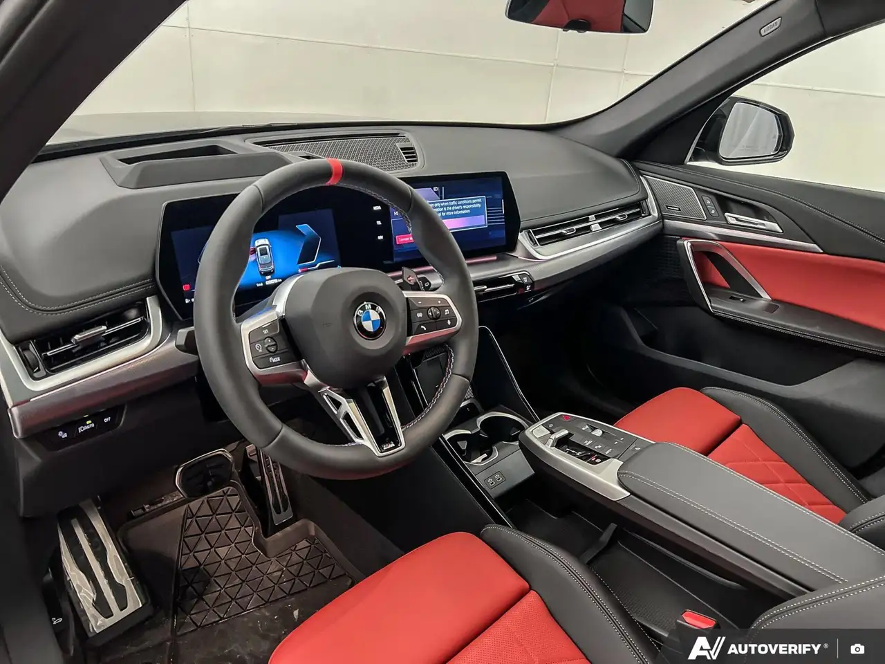 BMW X1 снимка BMW X1