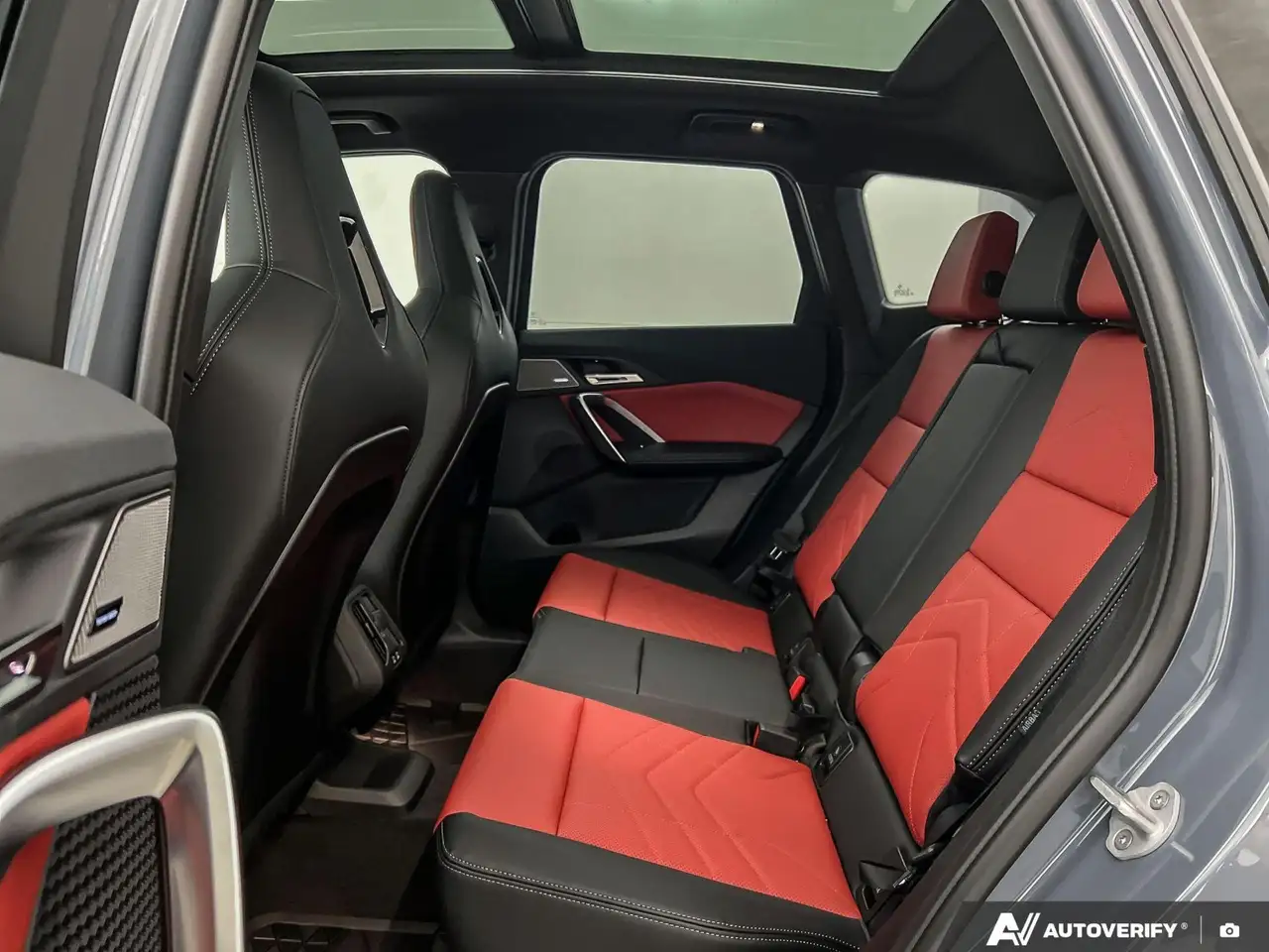 BMW X1 снимка BMW X1