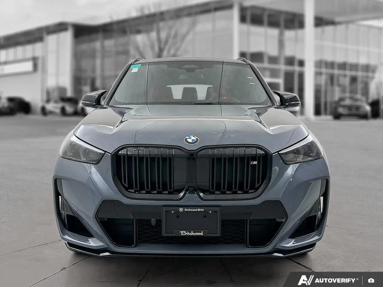 BMW X1 снимка BMW X1
