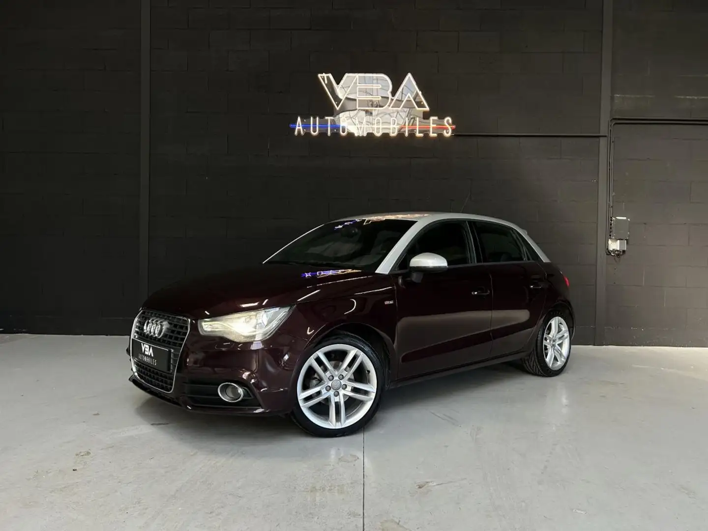 Audi A1 1.6 TDI 90 S TRONIC S LINE Rouge - 1