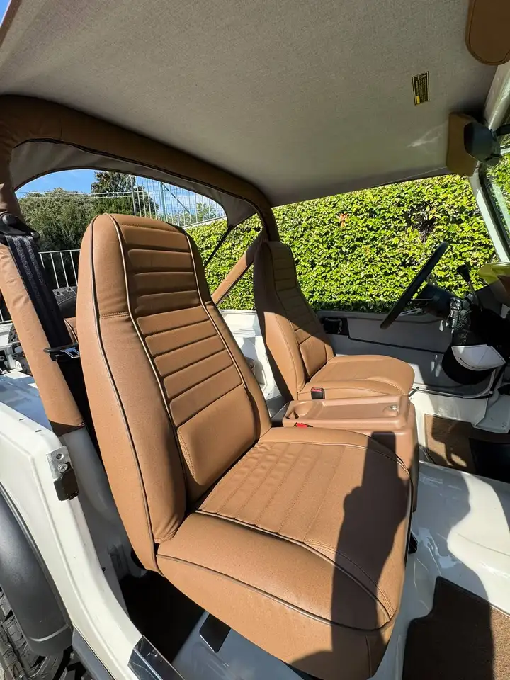 Jeep CJ-7 Golden Eagle, foto 4