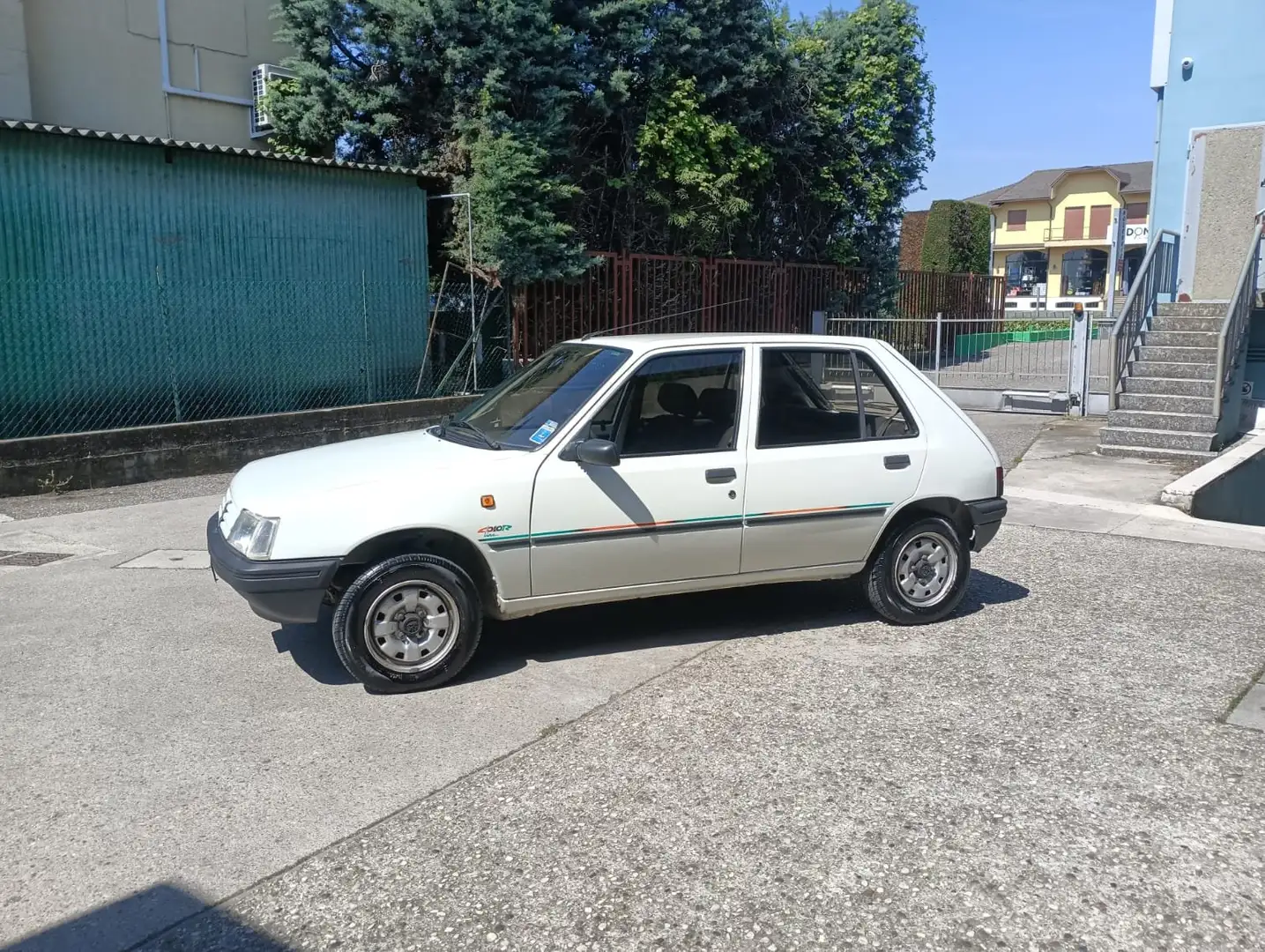 Peugeot 205 COLOR LINE 1.1 CATALIZED White - 1