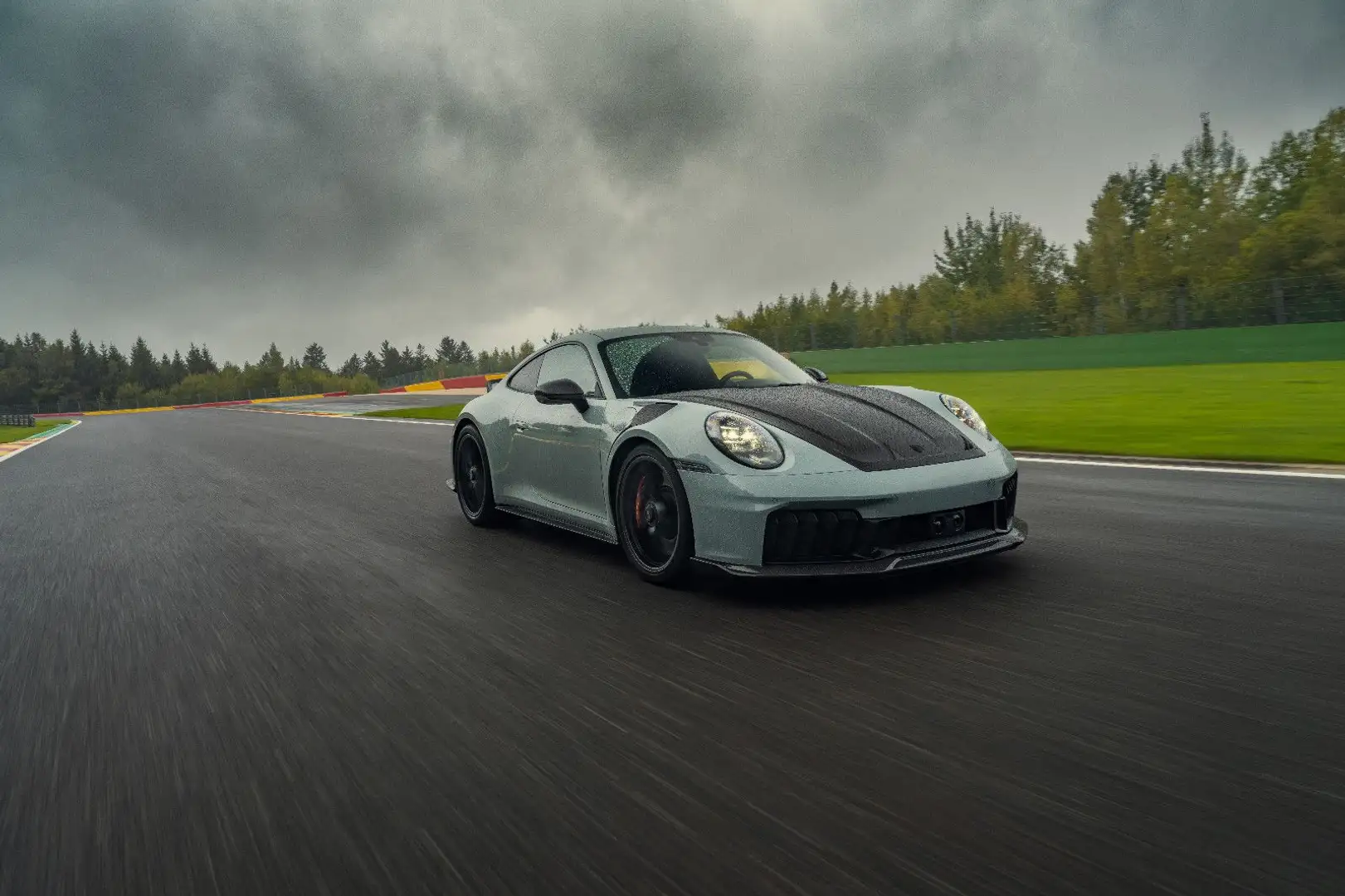 TECHART Sonstige 911 Carrera 4 GTS I PDLS I Bose I 360° I 18-Weg Grün - 1