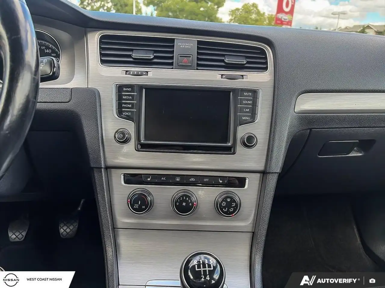 Volkswagen Golf снимка Volkswagen Golf