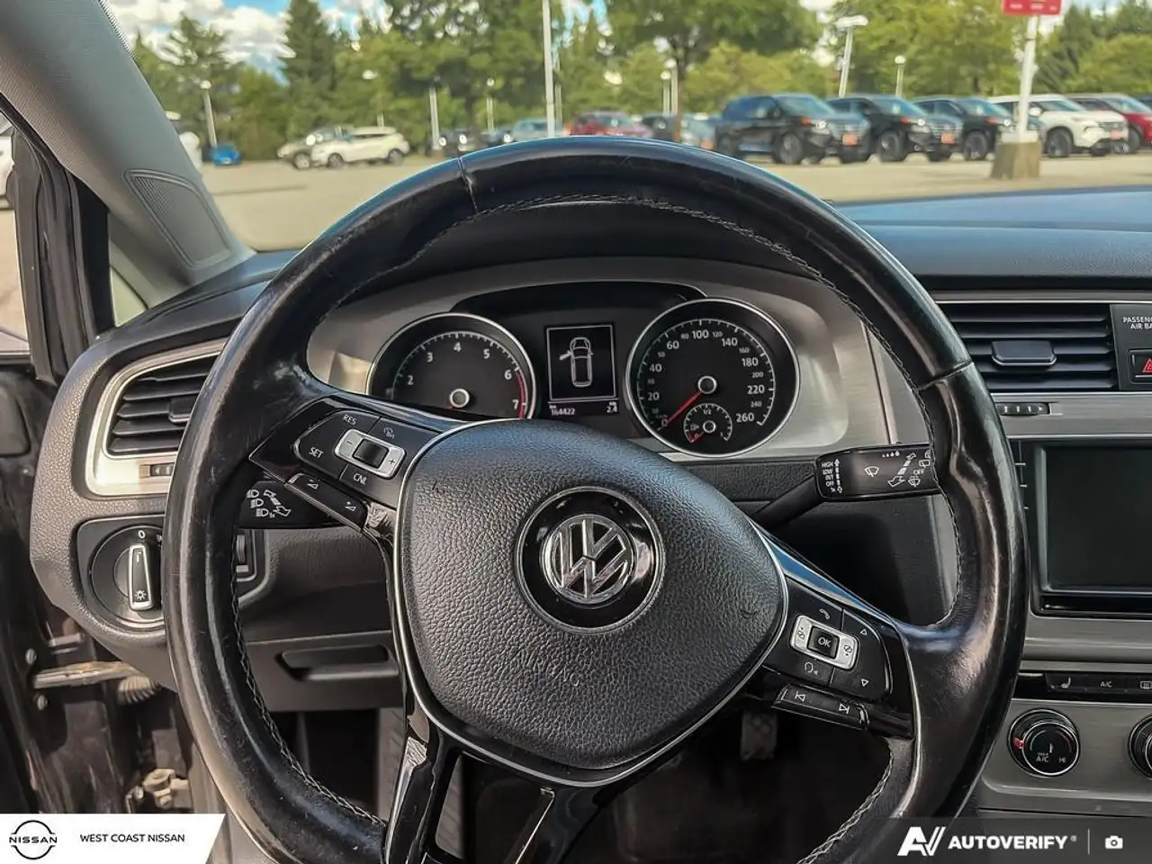 Volkswagen Golf снимка Volkswagen Golf