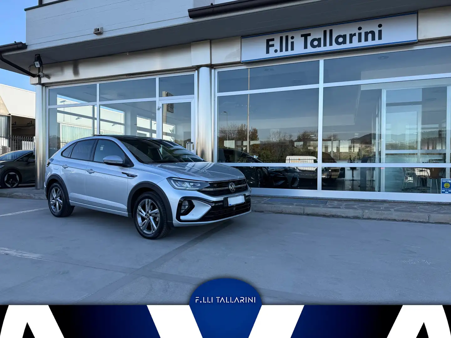 Volkswagen Taigo Taigo 1.5 tsi R-Line dsg 150cv Argent - 1