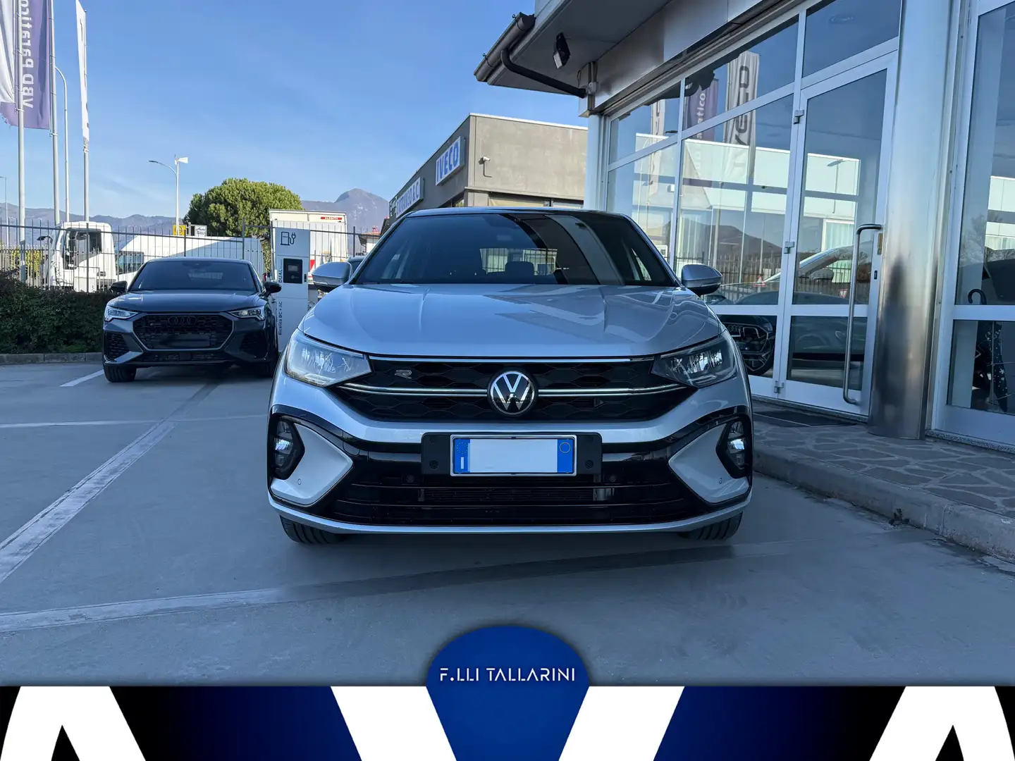 Volkswagen Taigo Taigo 1.5 tsi R-Line dsg 150cv Argent - 2