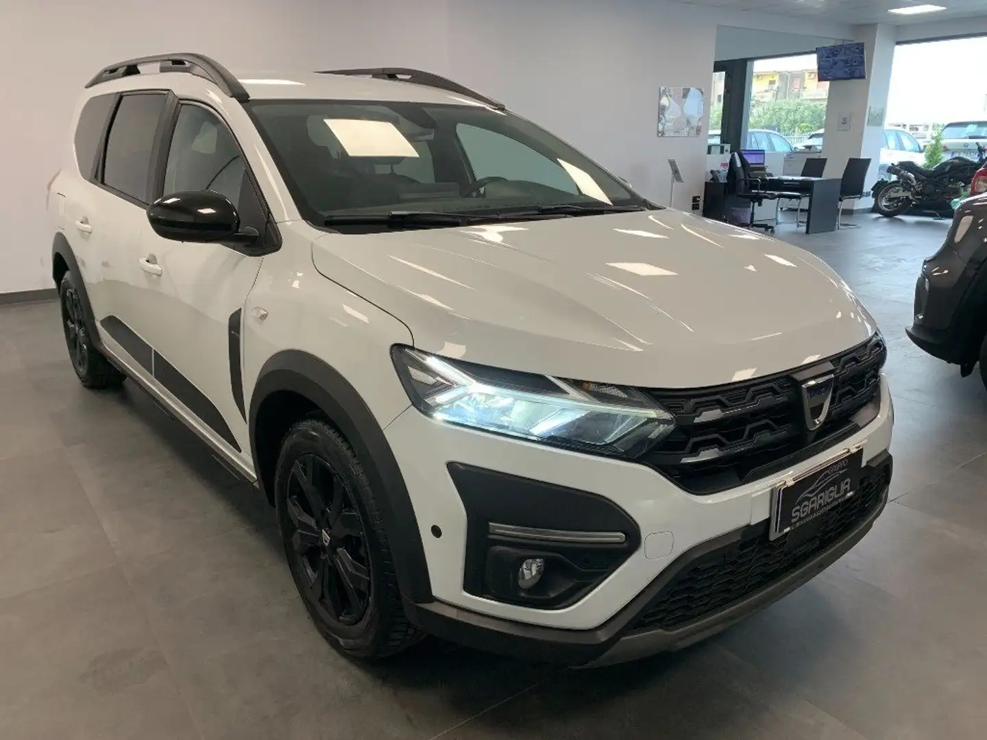 Dacia Jogger 1.0 GPL Extreme Up StraFull 5 Posti Weiß - 1