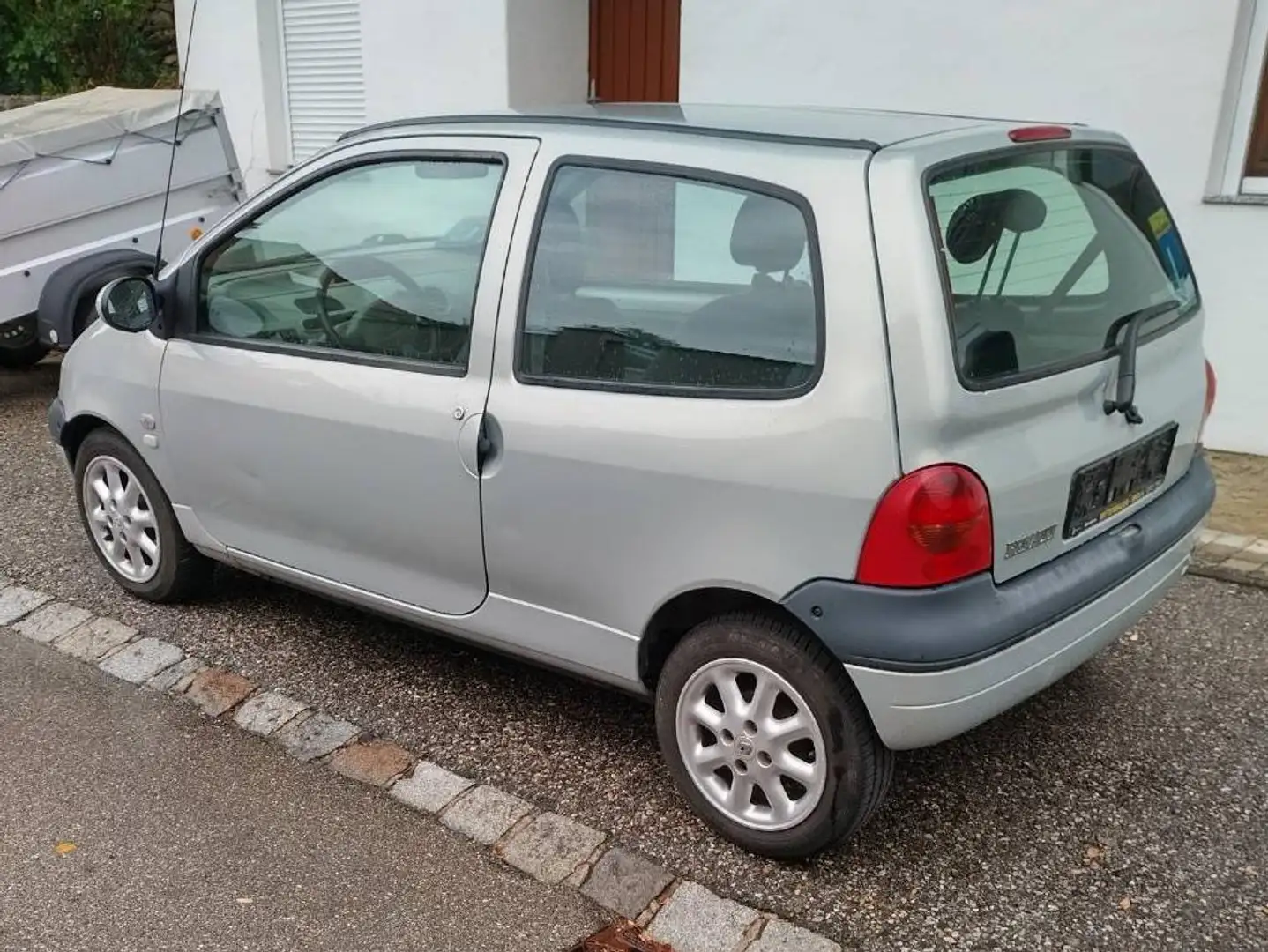 Renault Twingo Twingo² Initiale 1,2 16V Quickshift Initiale Silber - 1