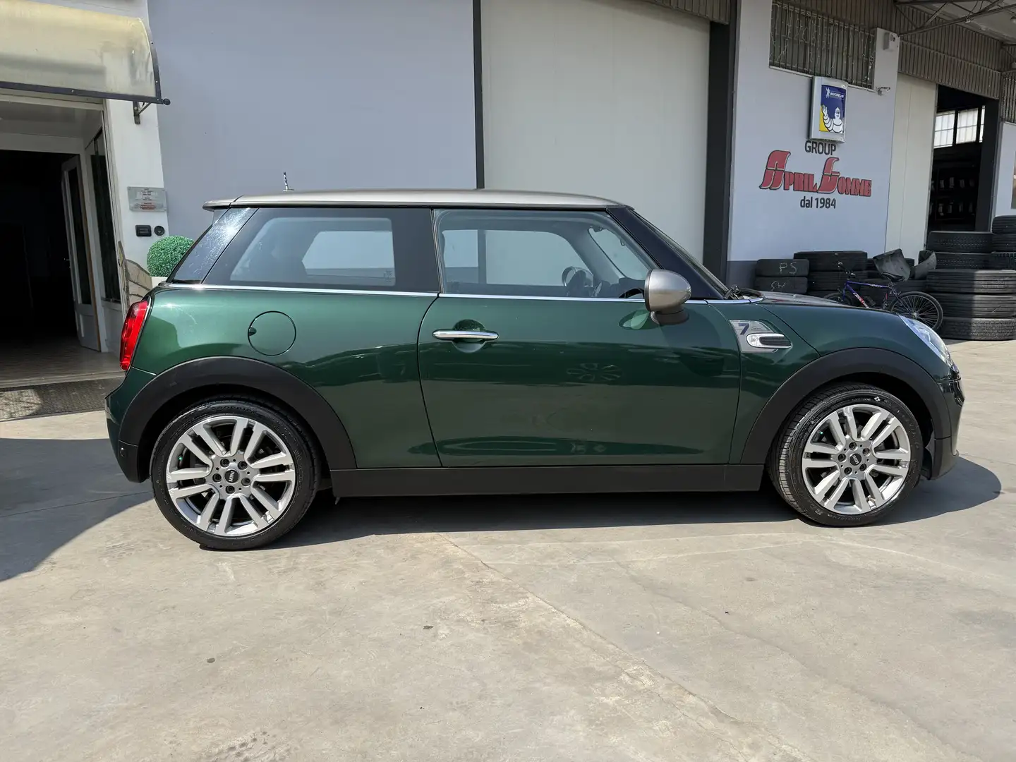 MINI Cooper D 1.5 Seven 3p - 2