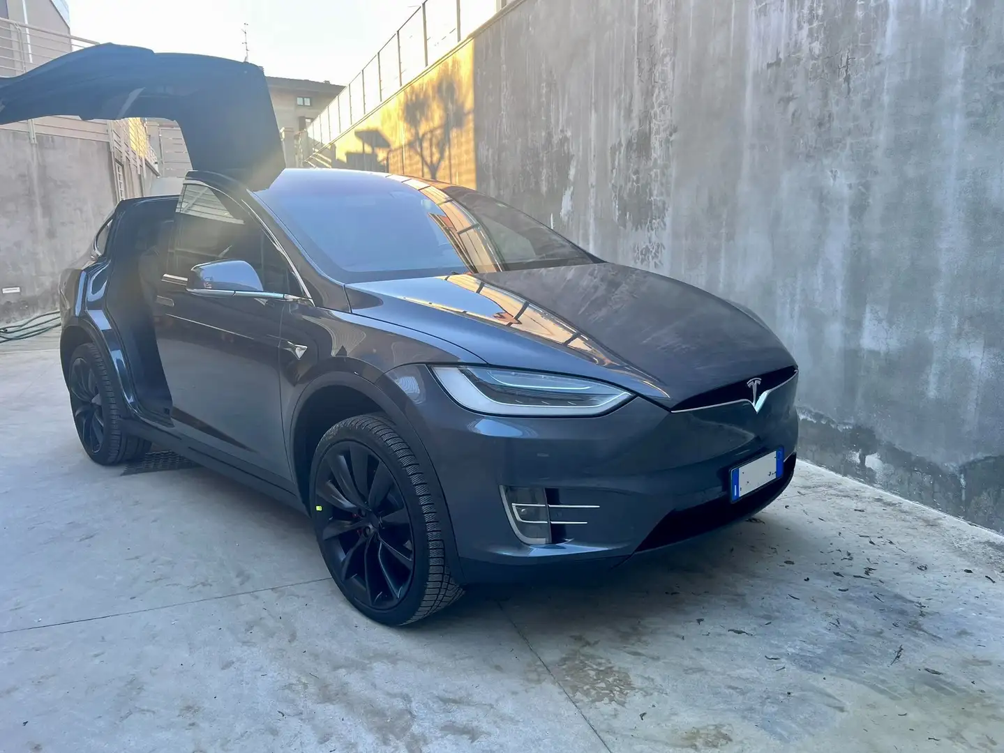 Tesla Model X Model X P100 D Ludicrous Raven Szary - 2