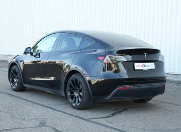 Model Y RWD