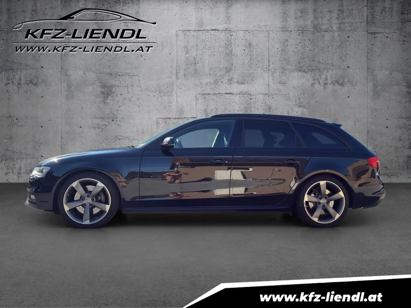 Audi S4 3.0 TFSI quattro Avant Schwarz - 2