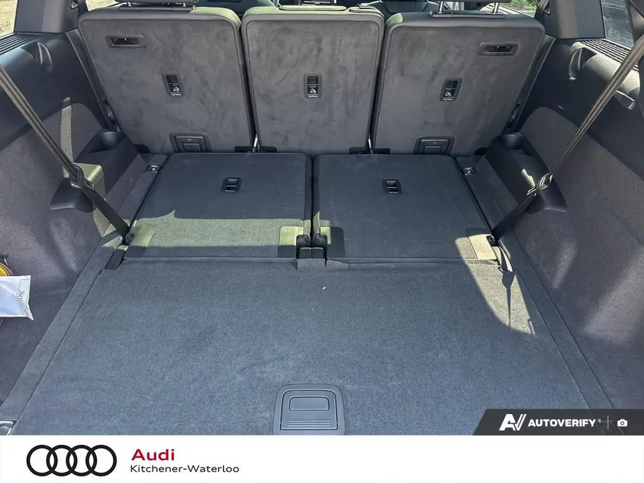 Audi Q7 снимка Audi Q7