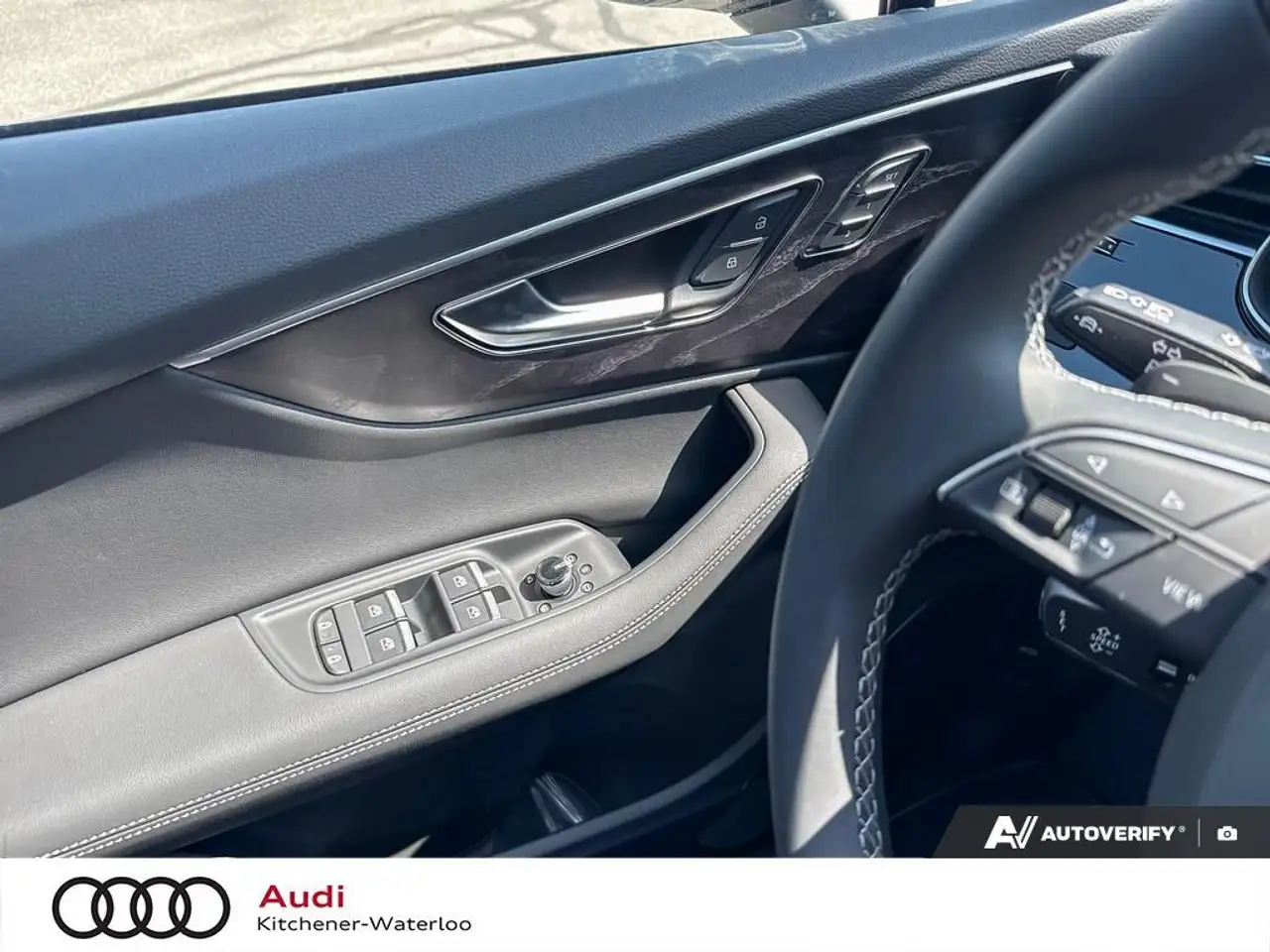 Audi Q7 снимка Audi Q7