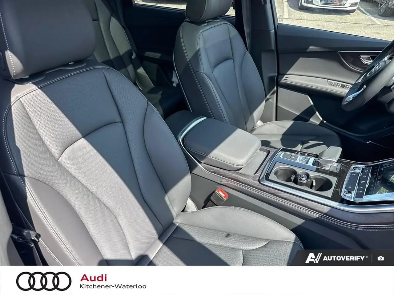 Audi Q7 снимка Audi Q7