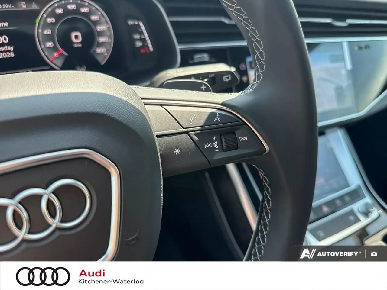 Audi Q7 снимка Audi Q7