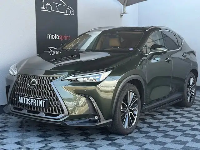 Lexus NX 450h+