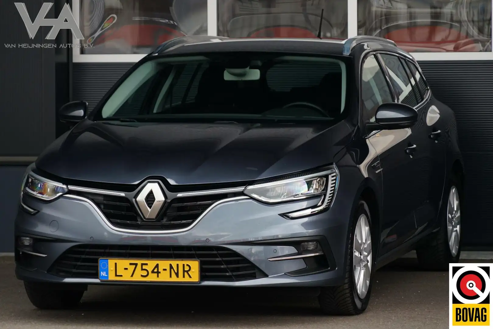Renault Megane Estate 1.3 TCe Business Zen, NL, aut. CarPlay Gris - 1