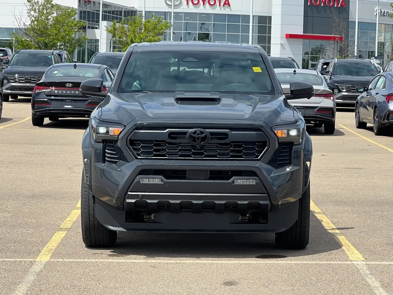 Toyota Tacoma снимка Toyota Tacoma