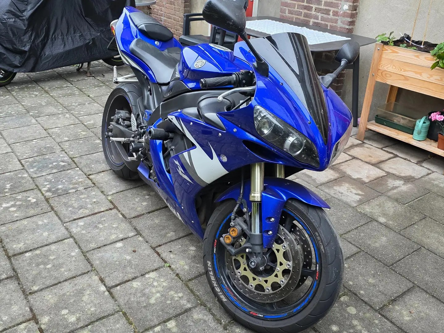 Yamaha YZF-R1 Blauw - 1