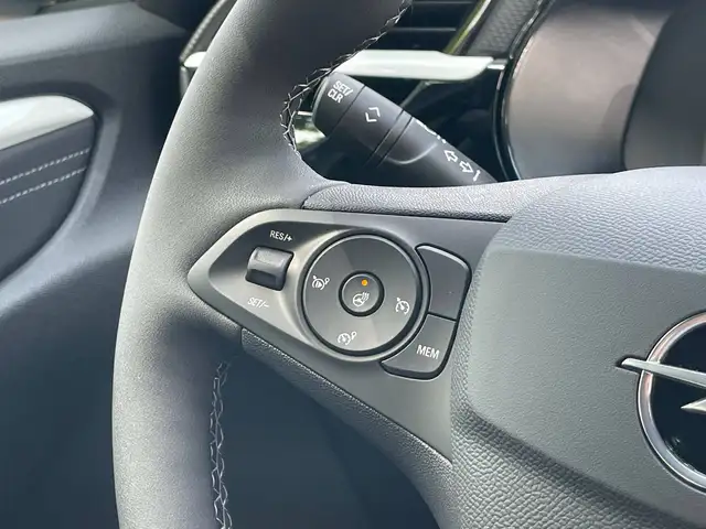 Opel Corsa view 13