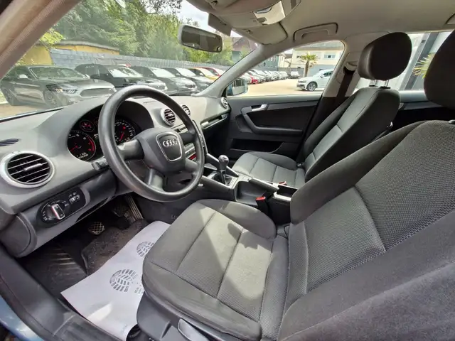 Audi A3 view 9