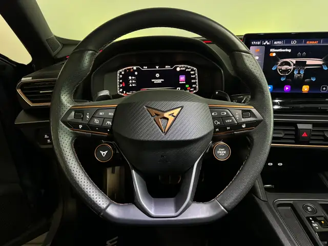 Cupra Formentor view 11