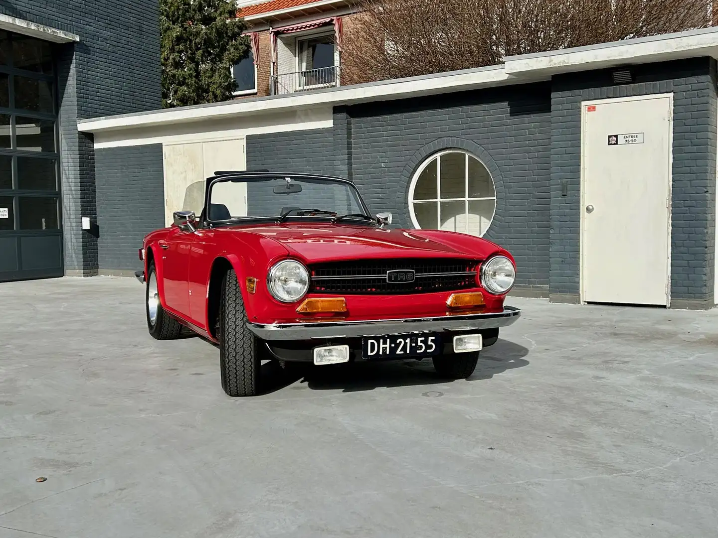 Triumph TR6 Soft Top Rosso - 2