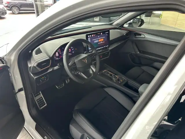 Cupra Formentor view 11