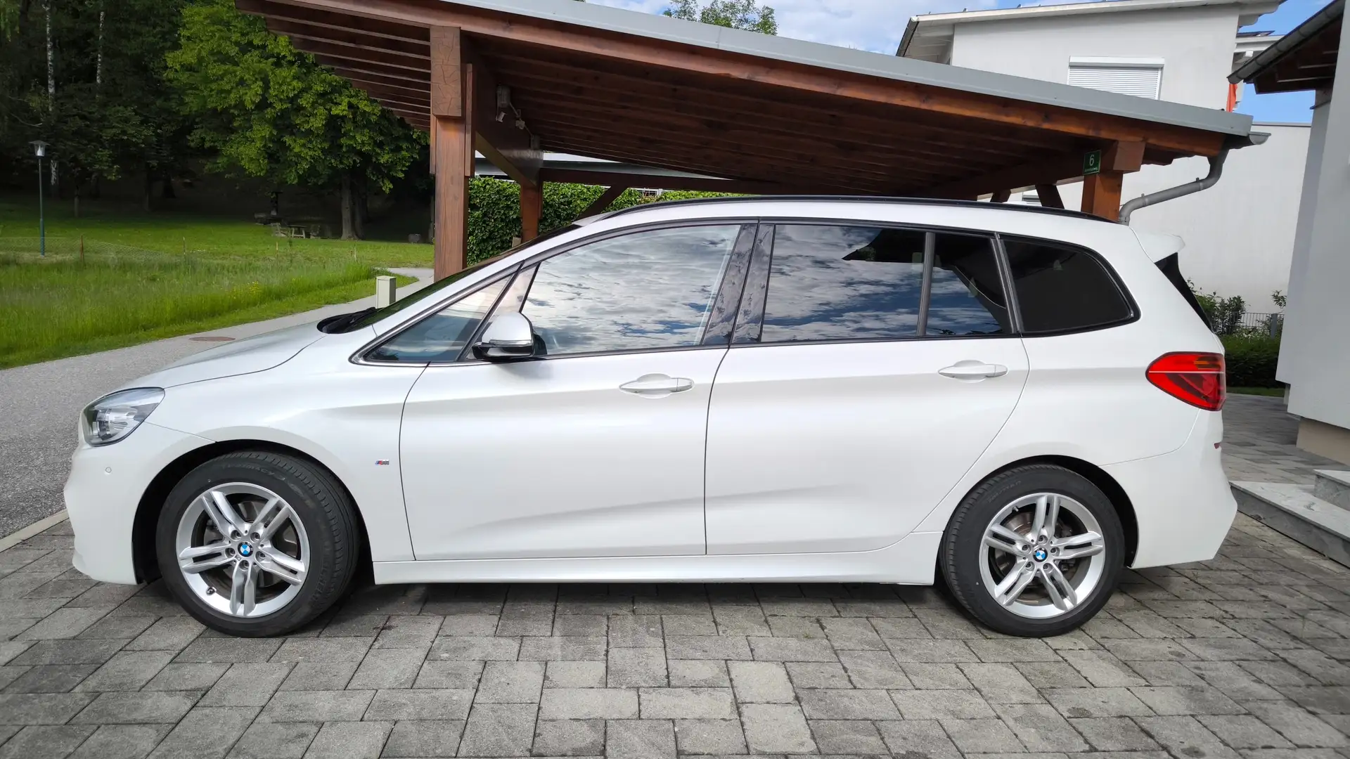 BMW 218 218d xDrive Gran Tourer M Sport Aut. M Sport - 1