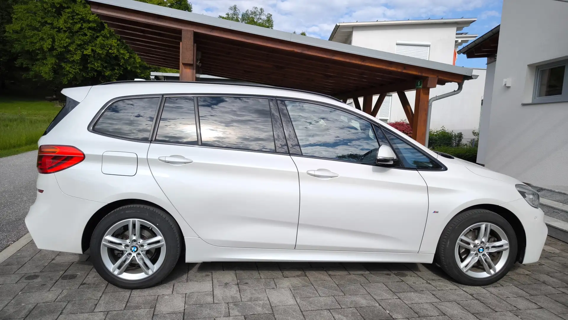 BMW 218 218d xDrive Gran Tourer M Sport Aut. M Sport - 2