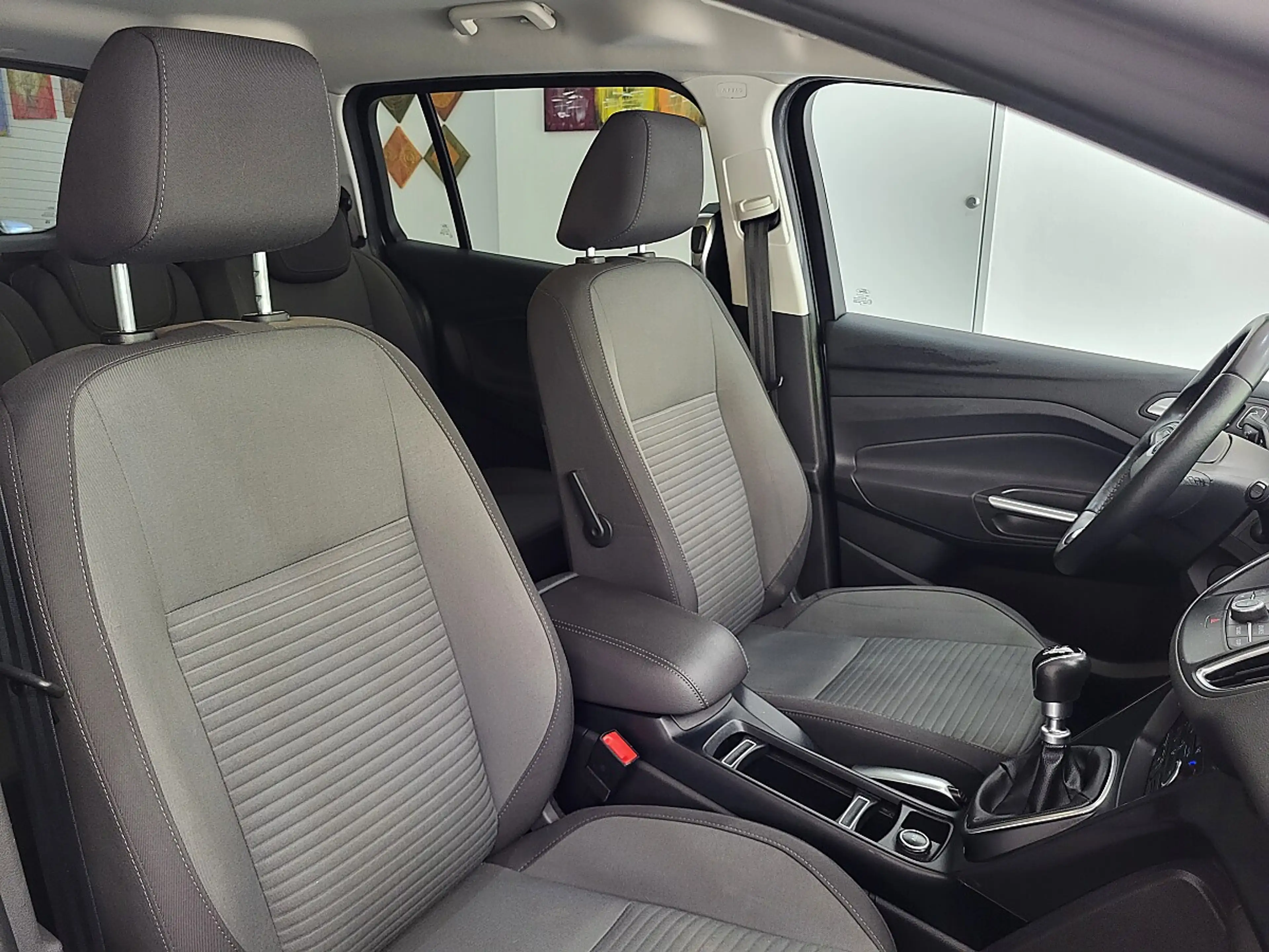 Ford Grand C-Max Grand C-MAX Titanium 1,5 TDCi S/S — photo 10