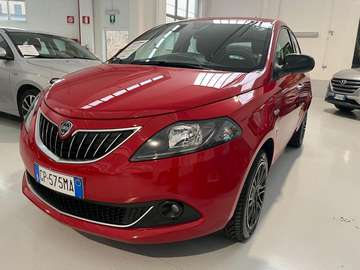 Ypsilon 1.0 FireFly 5 porte S&S Hybrid Gold