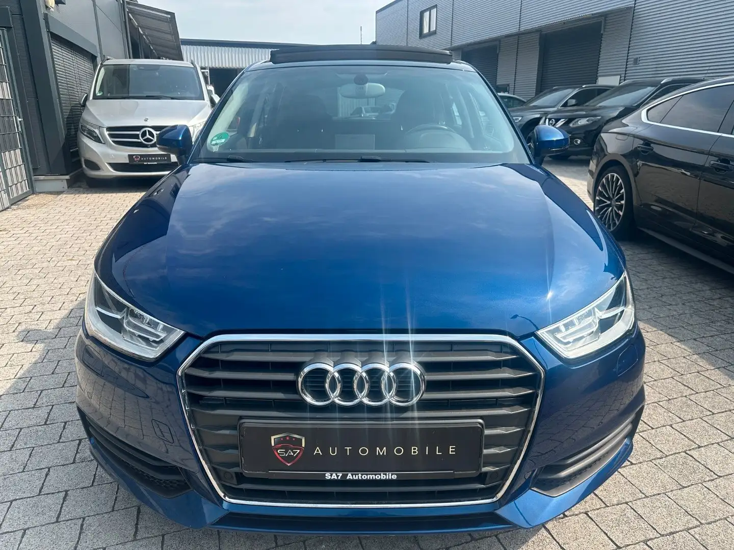 Audi A1 Sportback Basis*Pano*Xenon*Navi Blau - 2