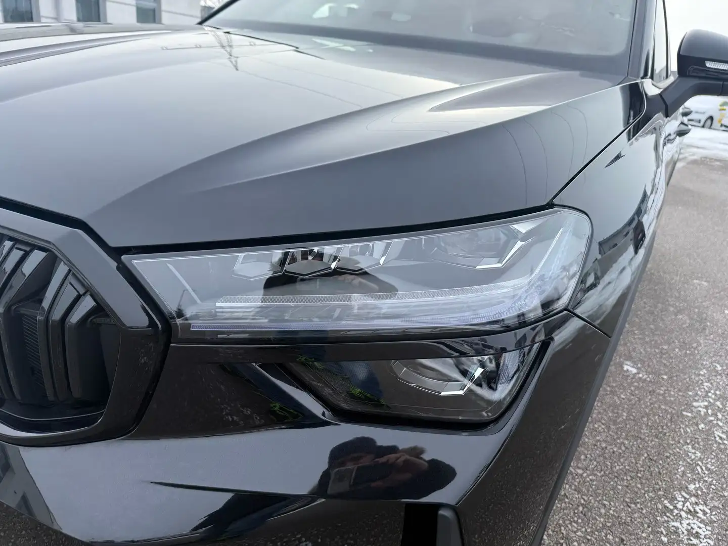 Skoda Kodiaq Sportline TDI DSG Schwarz - 2