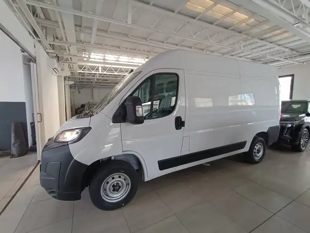 2025 Peugeot Boxer in White for sale