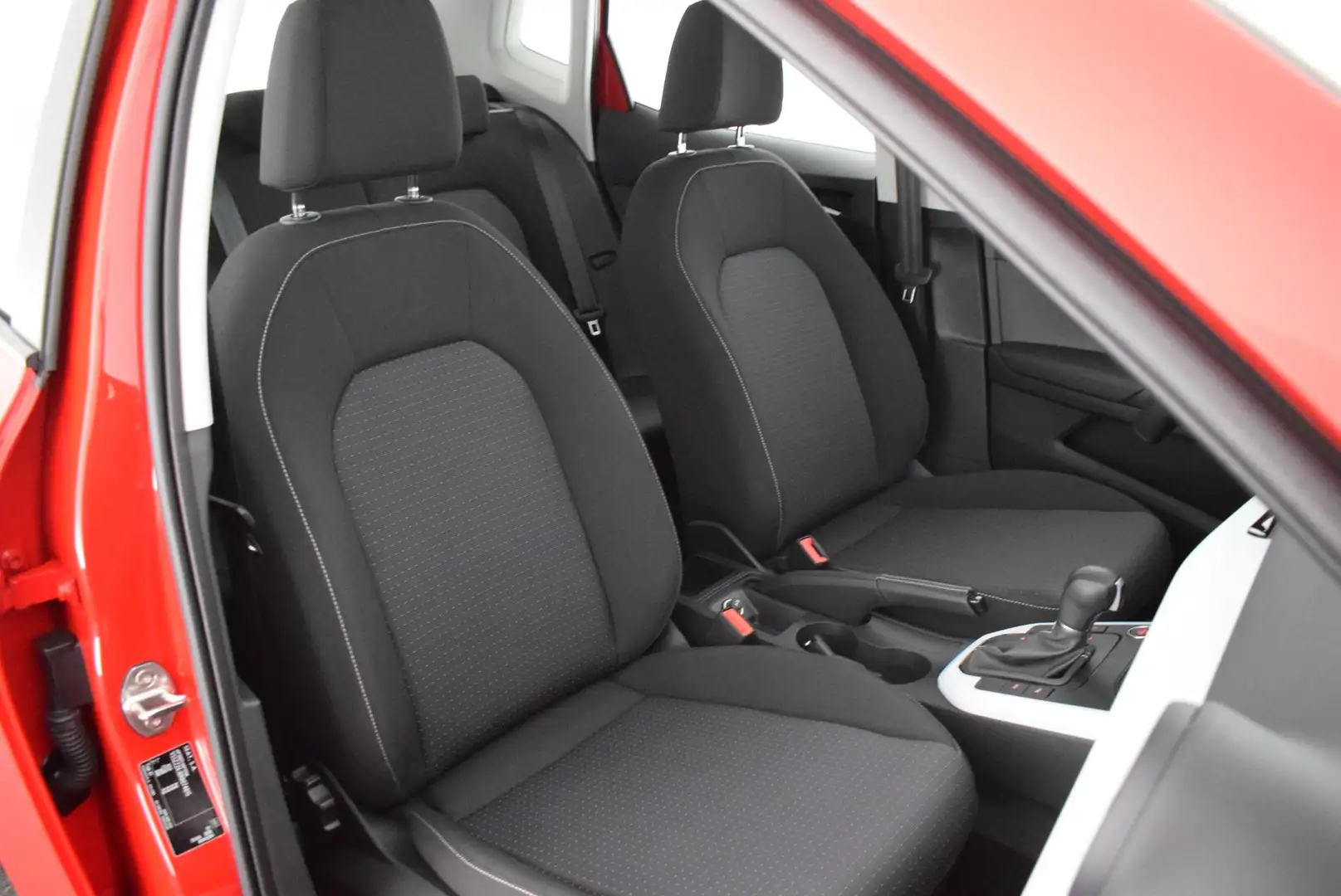 SEAT Arona 1.0 TSI 110pk DSG Style Camera Keyless Carplay Led Rood - 2