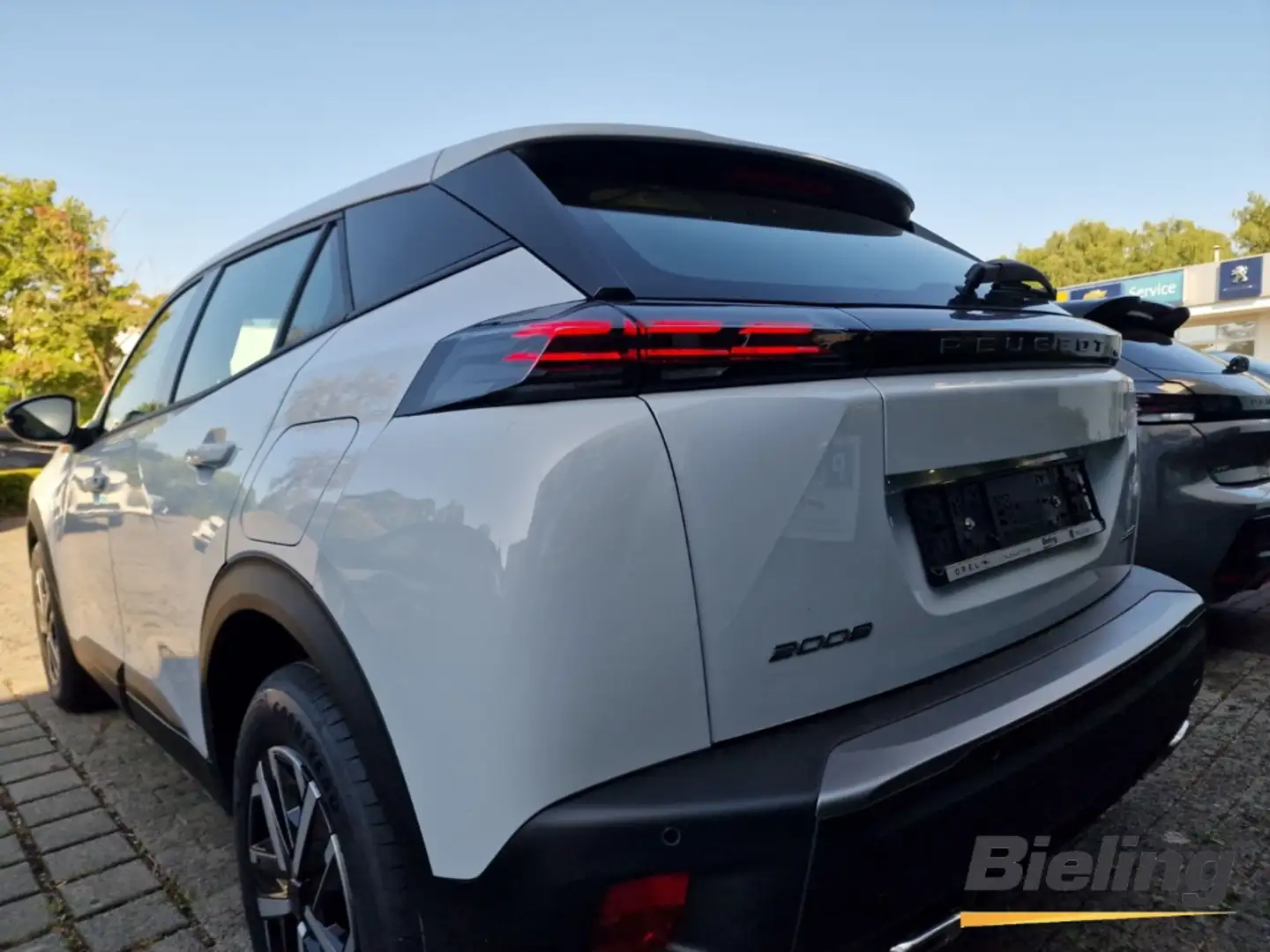 Peugeot 2008 1.2 STYLE HYBRID 145 e-DSC6 Weiß - 2