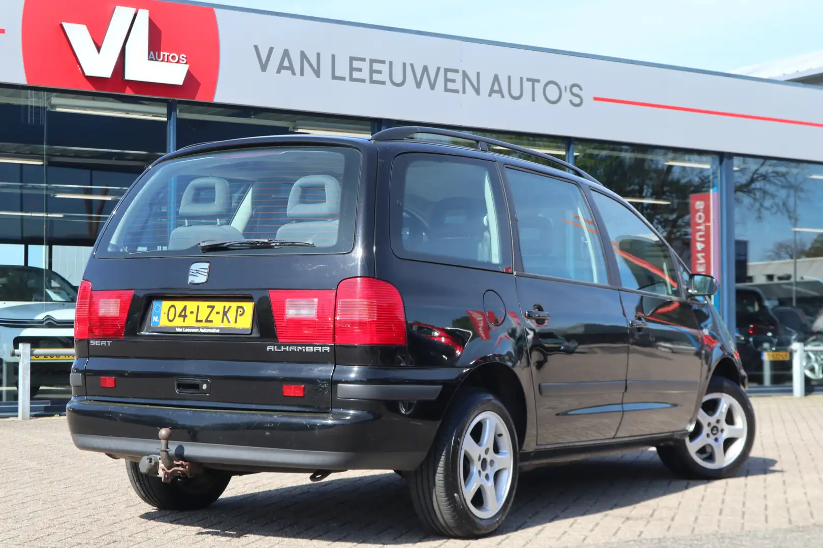 SEAT Alhambra 2.0 Stella | 7 zits | Automaat | Airco | Trekhaak Negro - 2