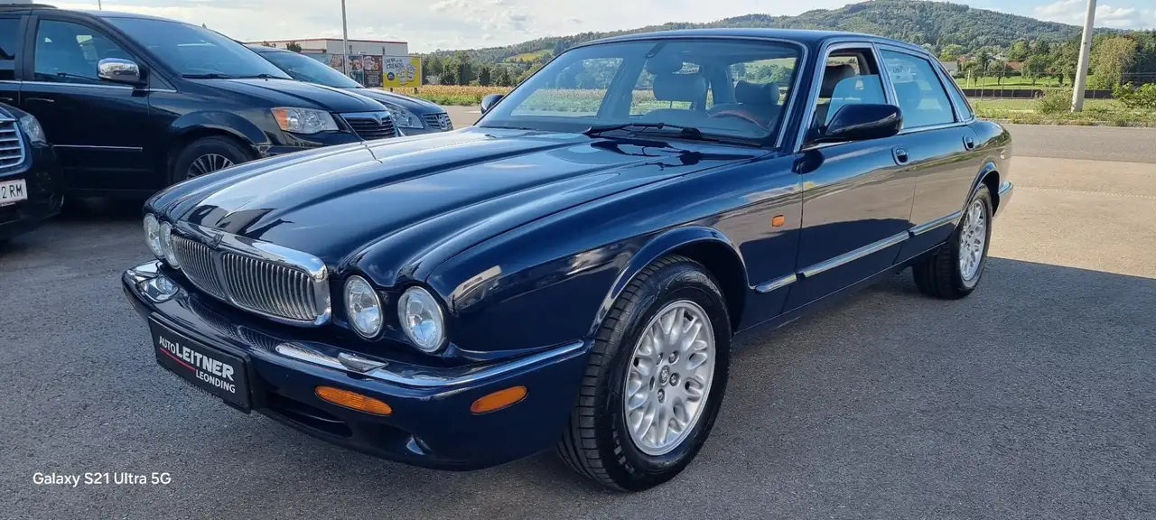Jaguar XJ8 3,2 Executive Executive, foto 1