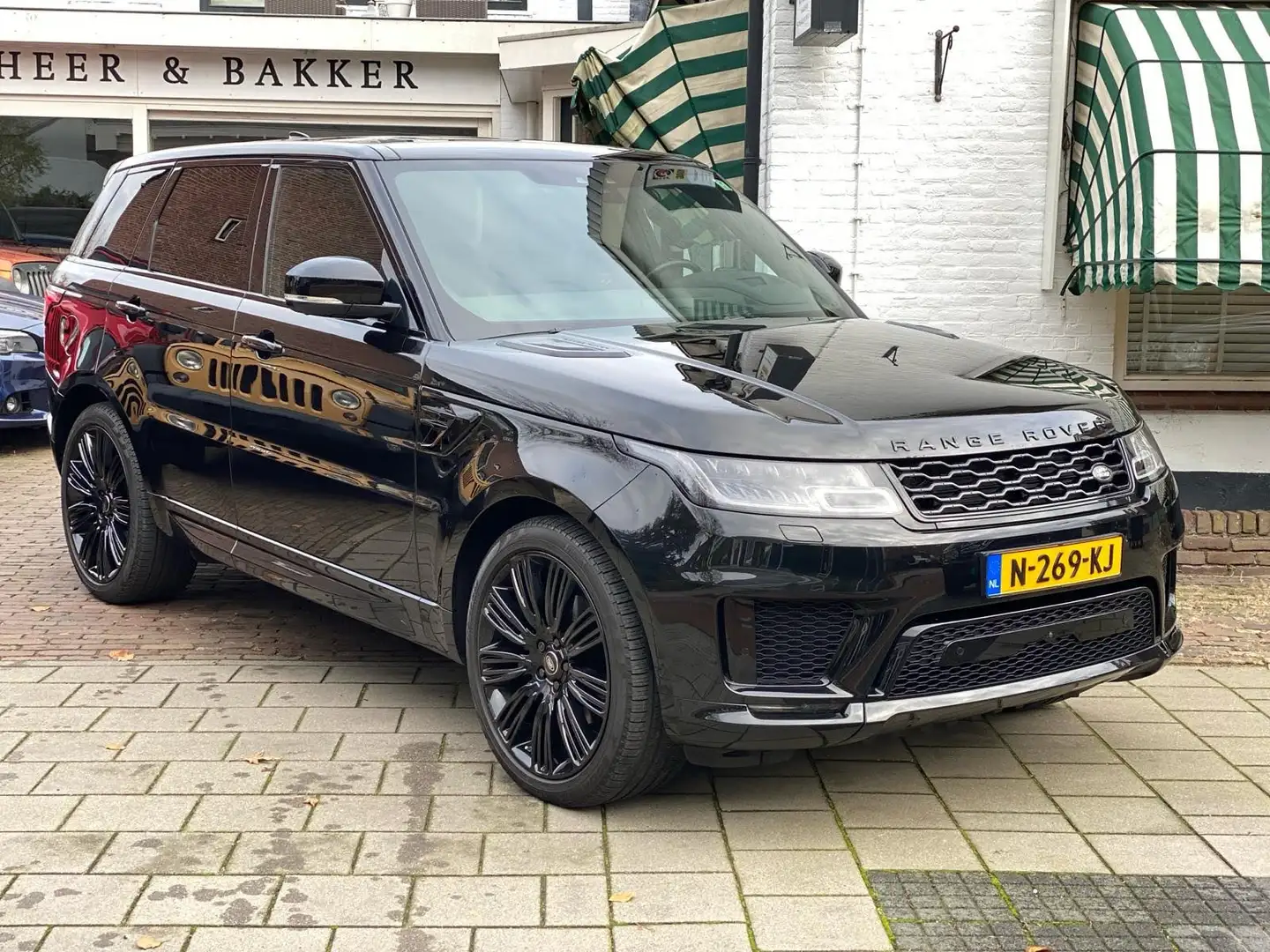 Land Rover Range Rover Sport 306pk HUD, Stoelventil., 1700 Watt, Entertainm. Zwart - 2