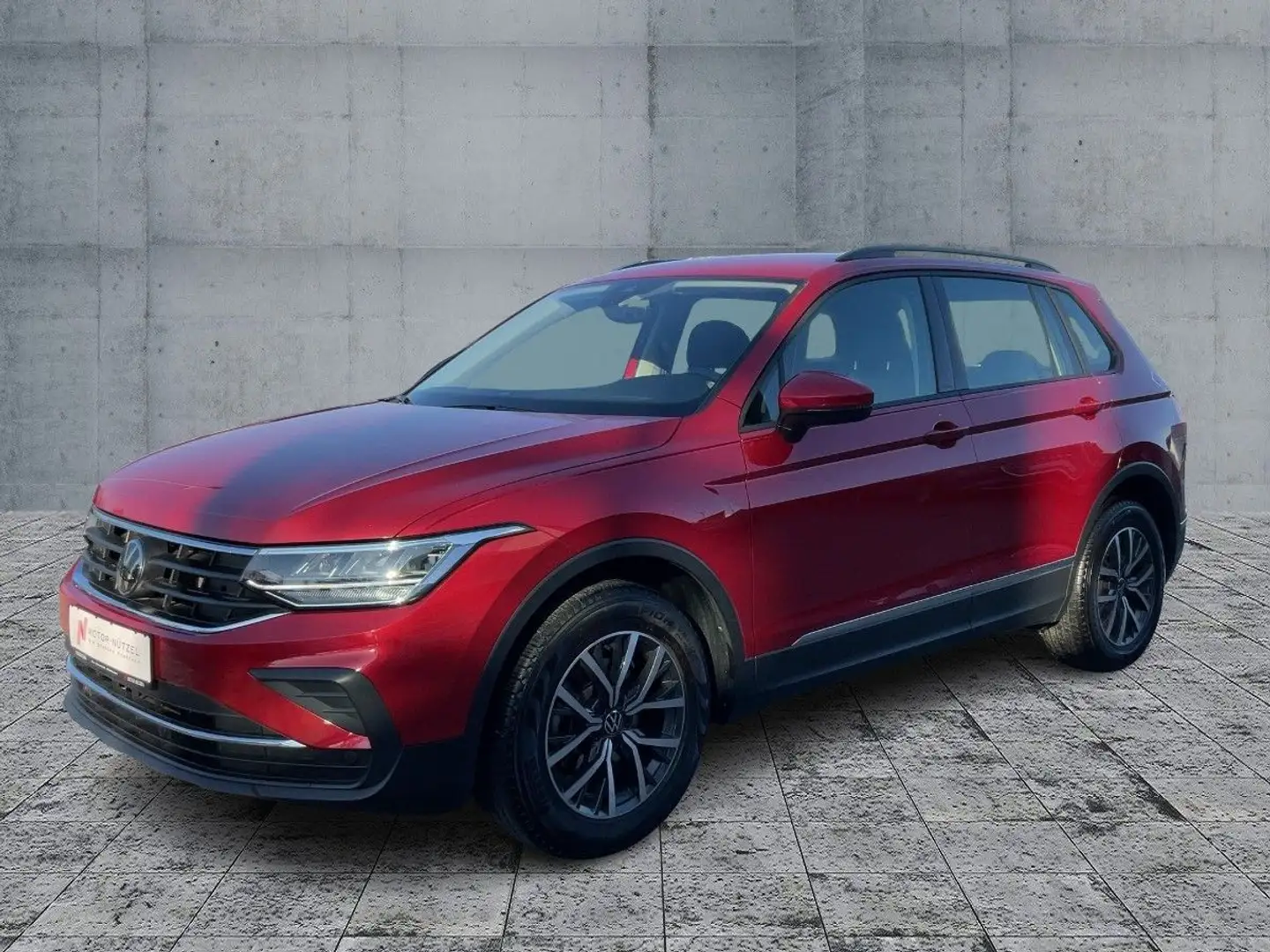 Volkswagen Tiguan 1.5TSI DSG LIFE LED+NAV+ACC+SHZ+2xPDC+AHK Rot - 2