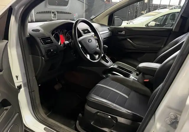 Ford Kuga view 14