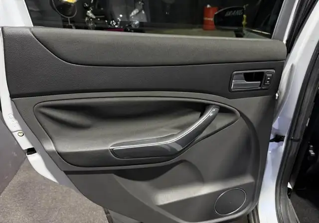 Ford Kuga view 13