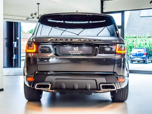 Land Rover Range Rover Sport view 13