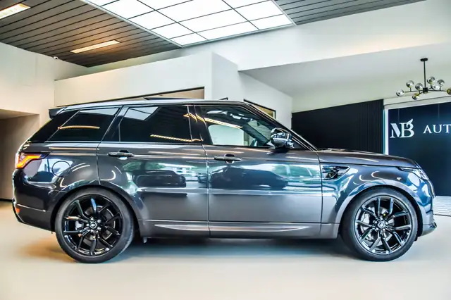 Land Rover Range Rover Sport view 9
