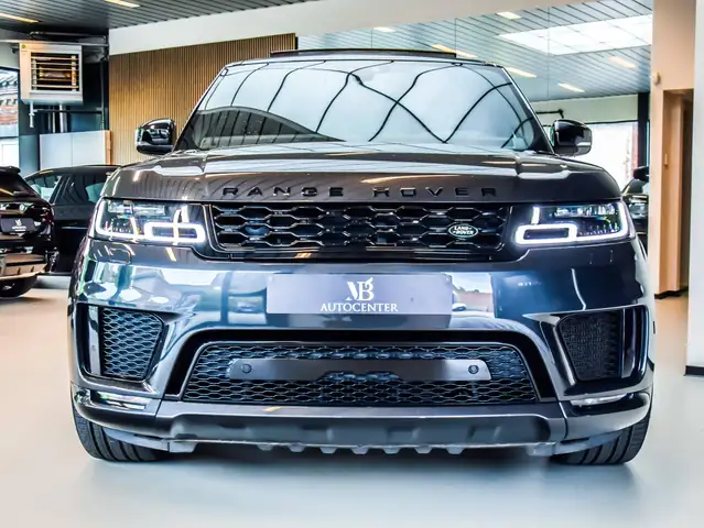Land Rover Range Rover Sport view 3