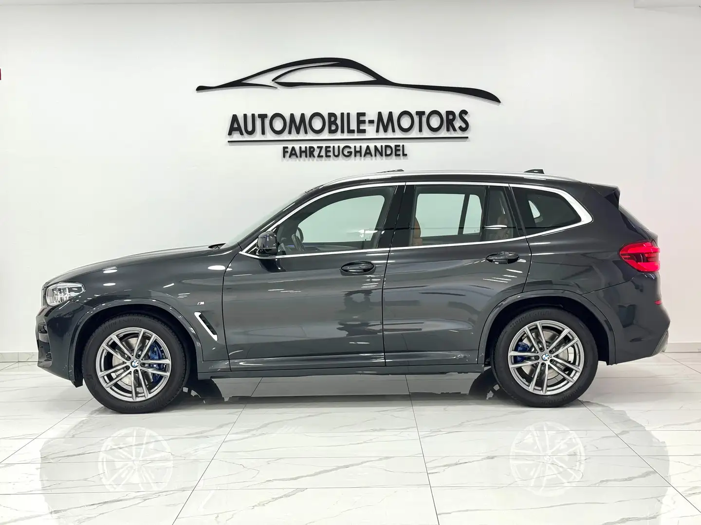 BMW X3 xDrive 30 d M Sport/LED/Panorama/Leder/19Zoll Grau - 1